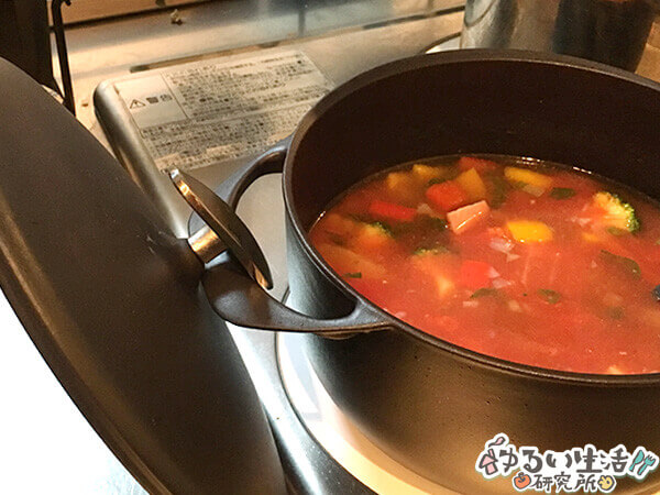 ユニロイのホーロー鍋